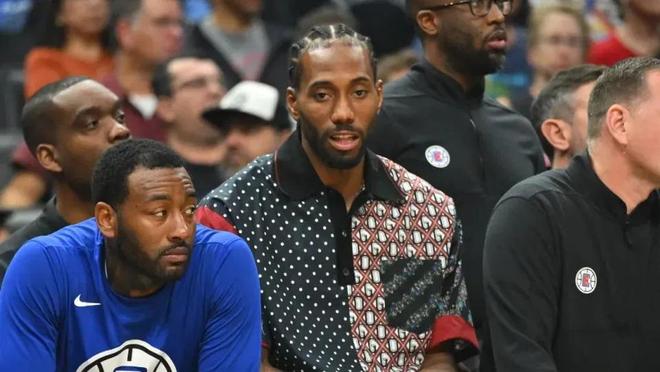 湖人进攻端配合流畅，失误率下降（湖人进攻运转顺畅，失误率下滑）