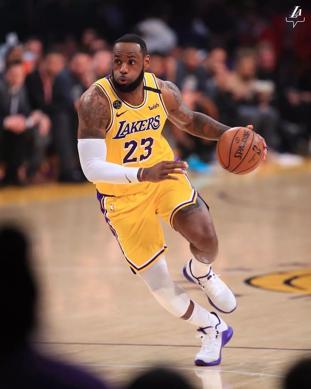 意甲积分榜：米兰凭净胜球领跑，前四只差1分，尤文仍第7（意甲积分形势：米兰以净胜球登顶，前四仅差1分，尤文依旧第7）