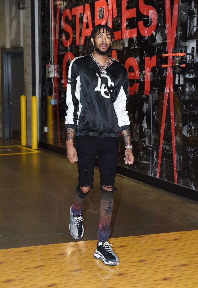 布恩迪亚本赛季英超替补登场打入3球，多于任何其他球员（英超本赛季，布恩迪亚替补出场攻入3球，位居所有球员之首）