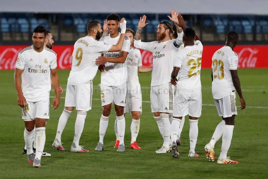 意媒：贡多齐可能在冬窗离开拉齐奥，标价至少3000万欧元