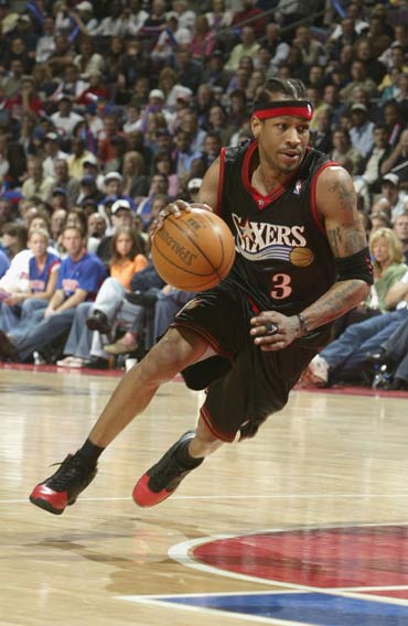 利物浦队内有高人 一石二鸟赶走萨拉赫斯洛特（利物浦藏高手，一箭双雕送走萨拉赫与斯洛特）