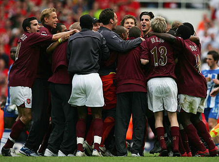 15战13负，战绩西部排倒数，4大新援集体翻车！主帅赢麻了