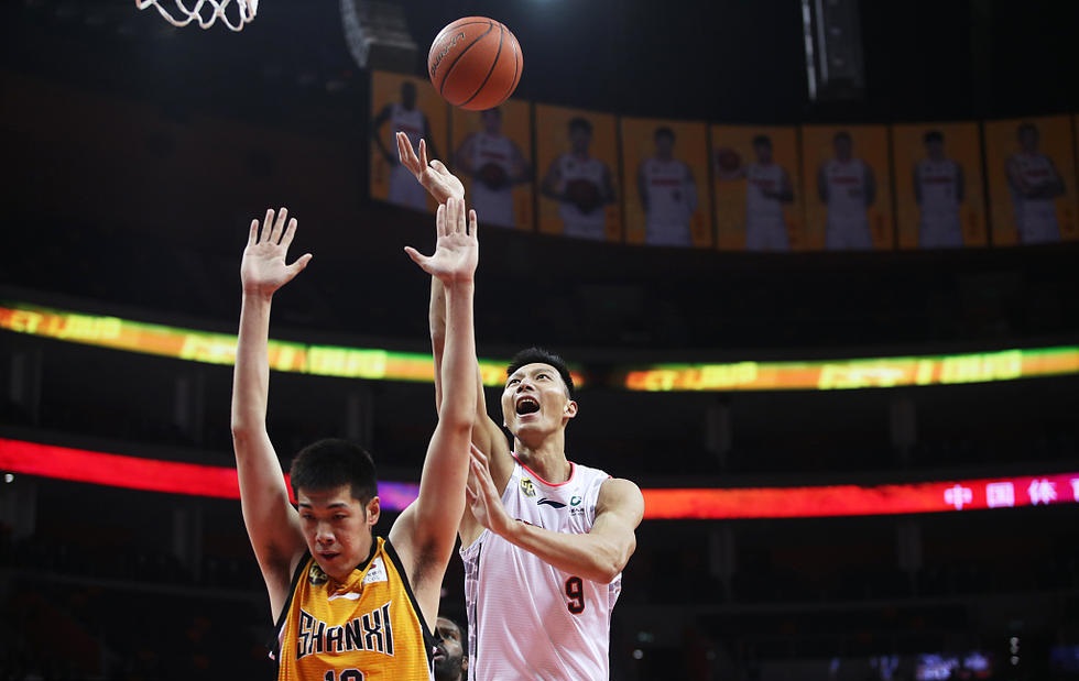 克莱：莫兰特总爱滔滔不绝说个不停，但很少承担责任（克莱谈莫兰特：总是喋喋不休，却难见担当）