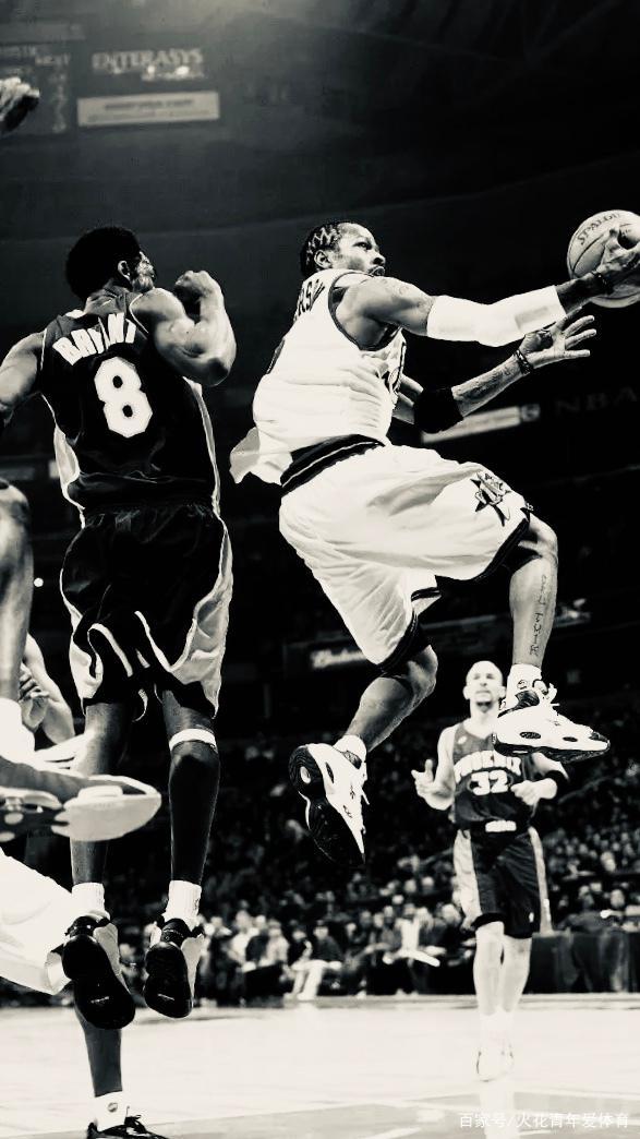 点谁呢？KOP看台球迷高喊：只有一个康纳-布拉德利（KOP看台沸腾：点球人选？非康纳-布拉德利莫属）